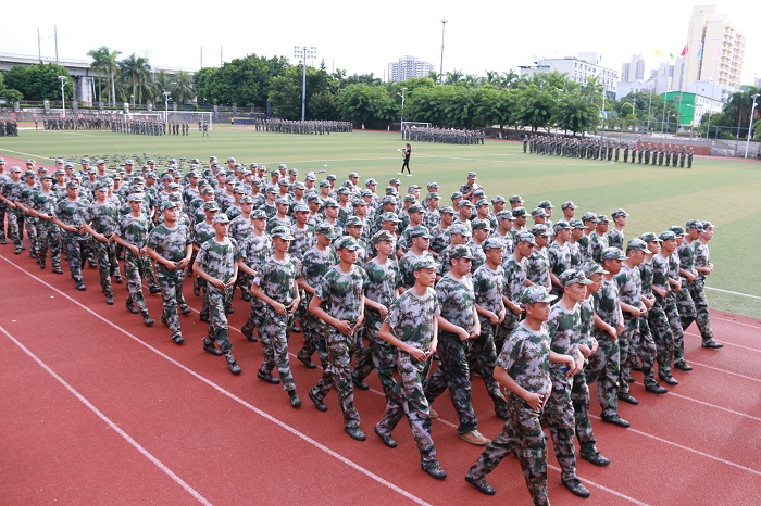 軍訓現場（海職青年記者團黎加奎 攝影）.JPG